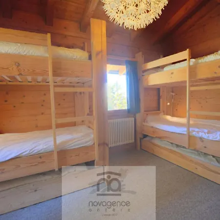 Zoe A Avec Vue Sur Les Alpes Chalé *